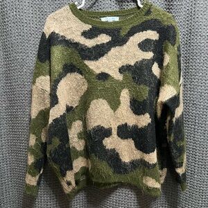 She + Sky Camo Sweater One Size